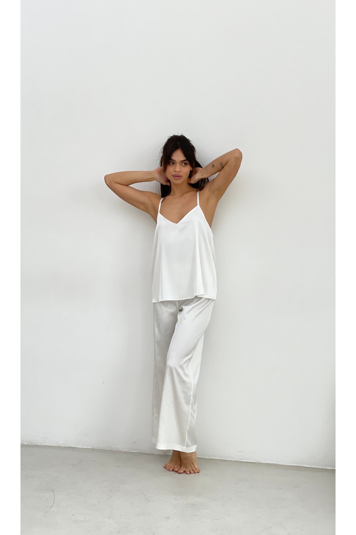 Beyaz 3lu Pijama takımı sabahlık