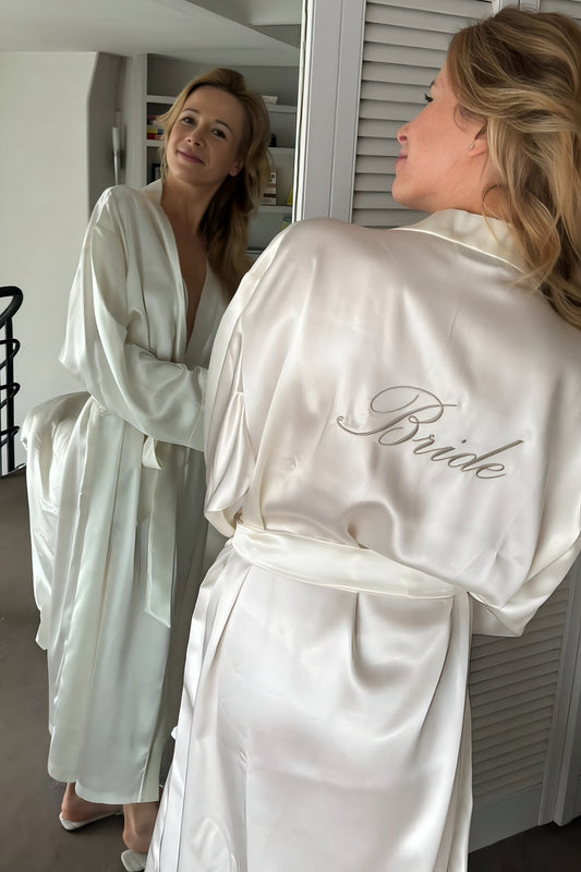 Bride Nakışlı Sade Uzun Gelin Sabahlığı