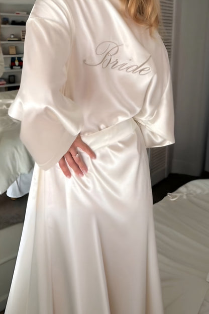 Bride Nakışlı Sade Uzun Gelin Sabahlığı