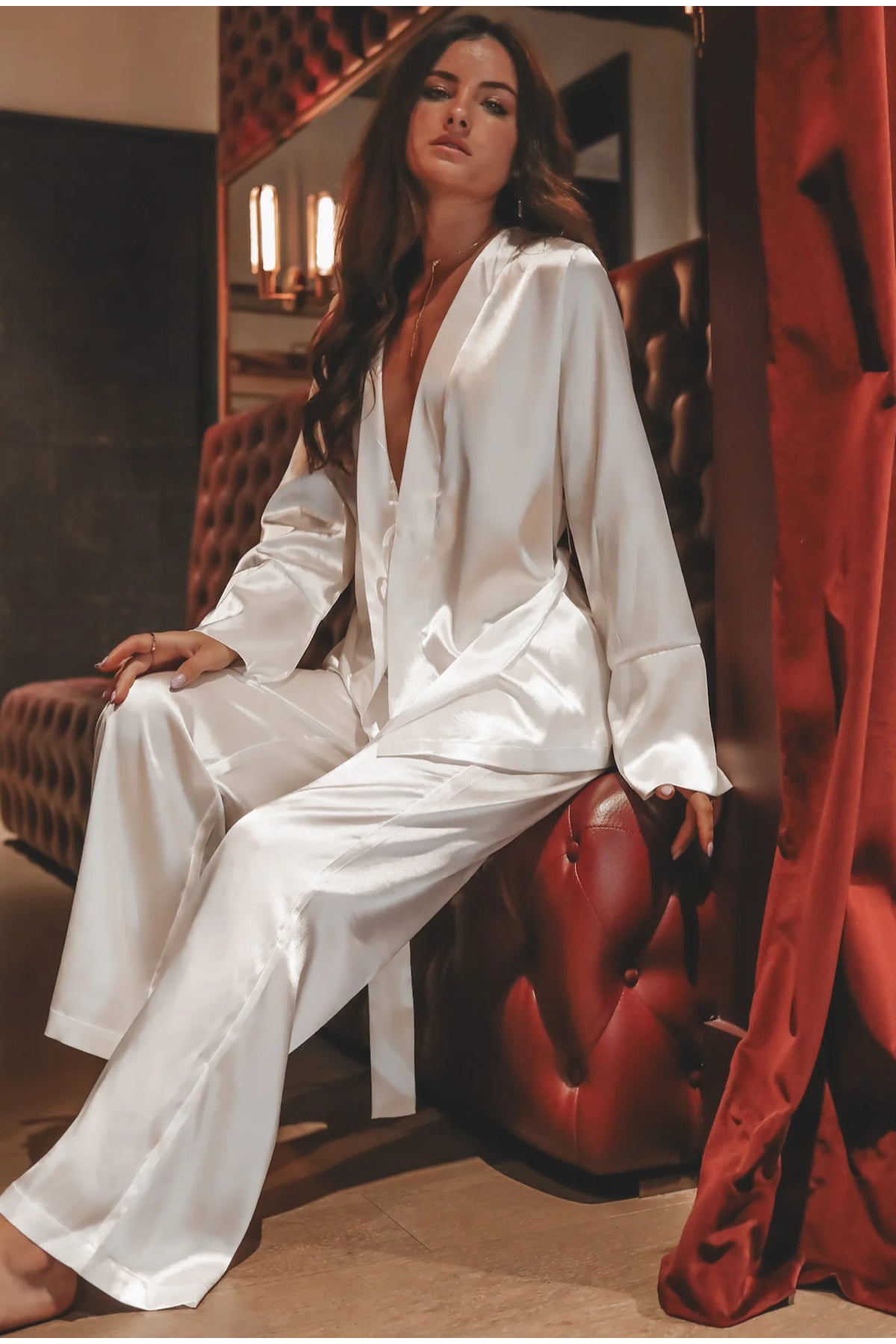 İpeksi Saten Kollar Uzun Manşetli 2li Pijama Takımı