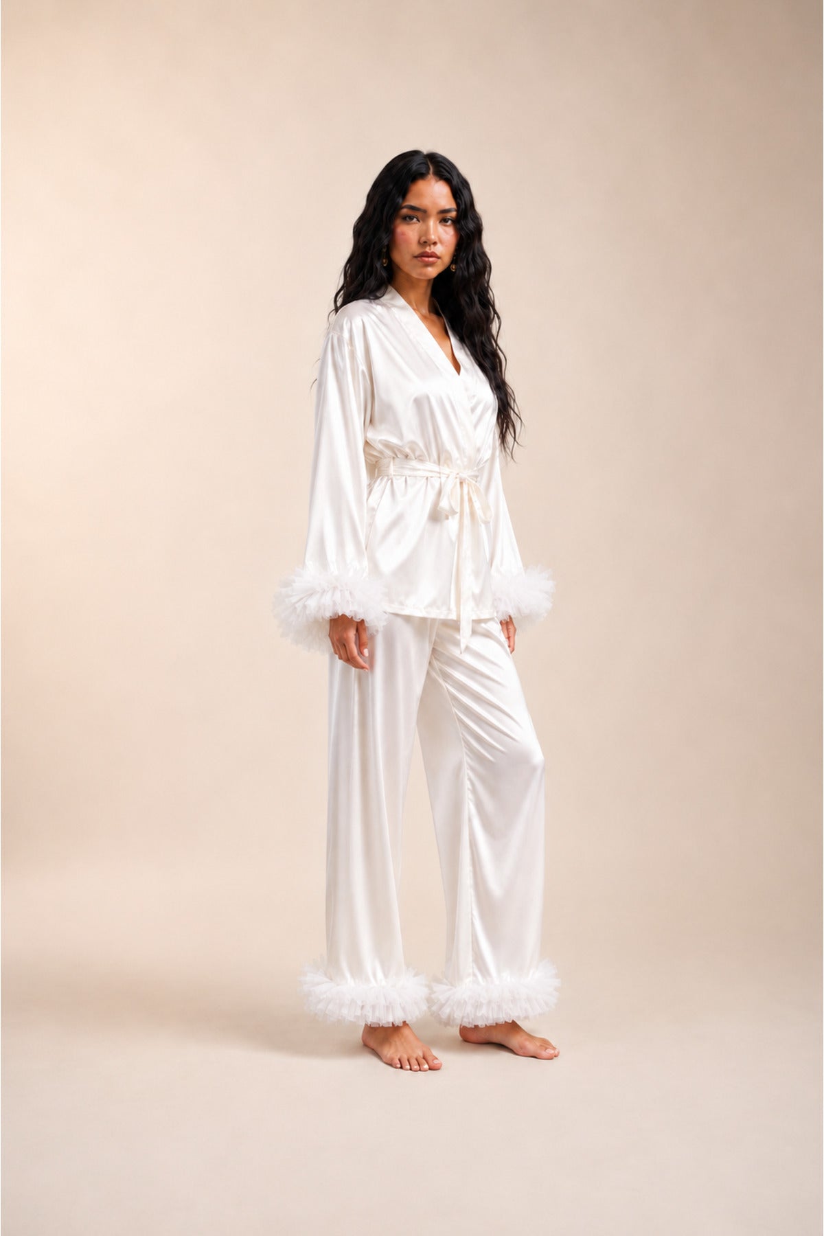 İpeksi Saten Kol Paça Katlı Tül fırfır Pijama Takımı