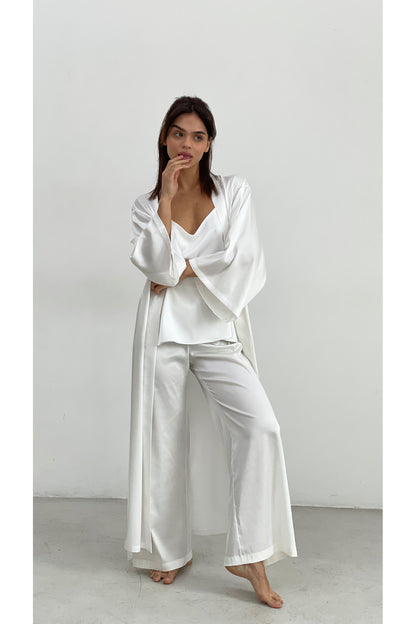 Beyaz 3lu Pijama takımı sabahlık